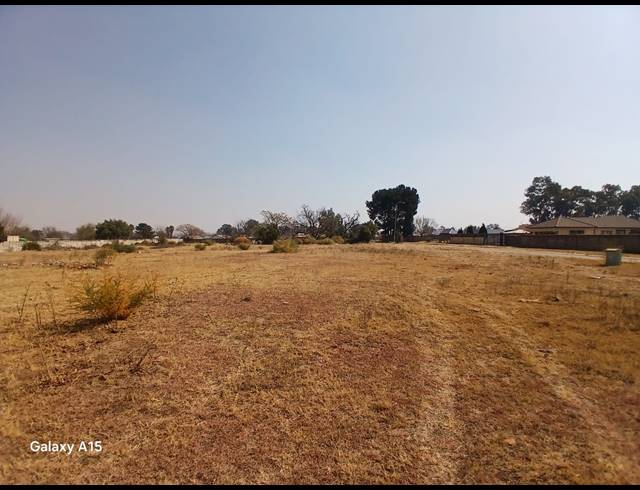 19,757M² VACANT LAND FOR SALE IN RIVERSDALE